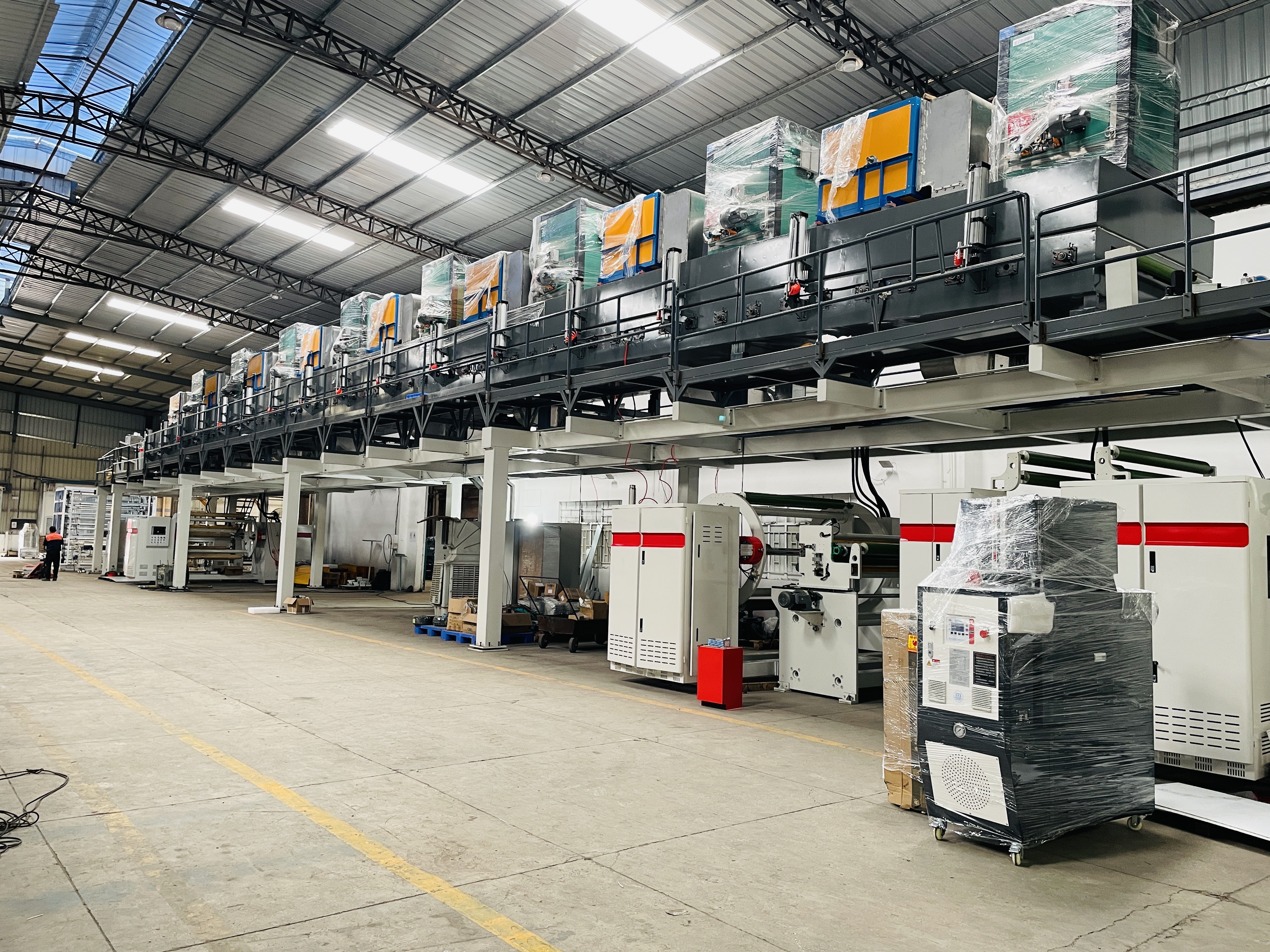 高檔標(biāo)簽紙涂布機(jī)-2